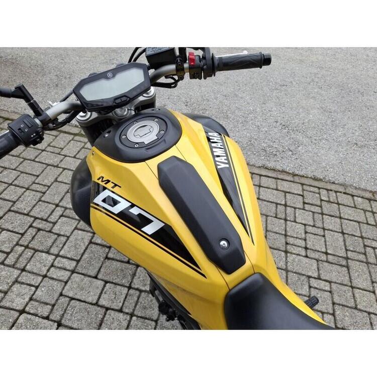 Yamaha MT-07 (2014 - 16) (3)