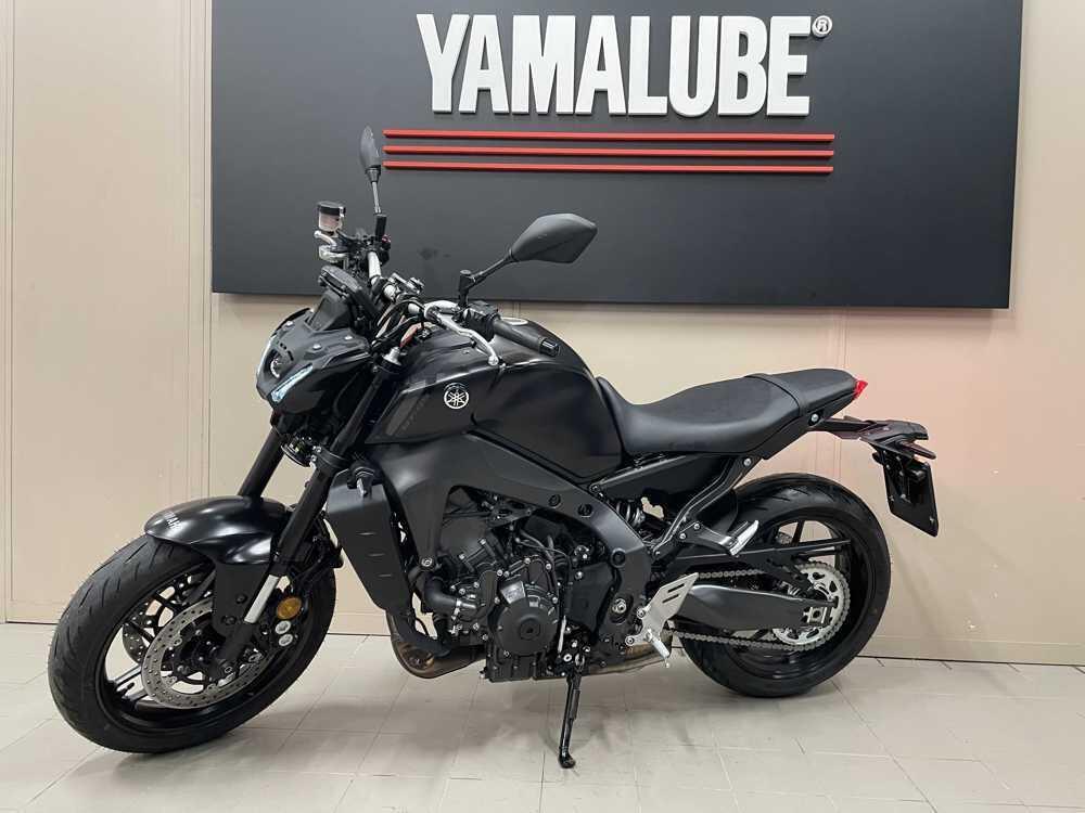 Yamaha MT-09 (2021 - 23) (3)