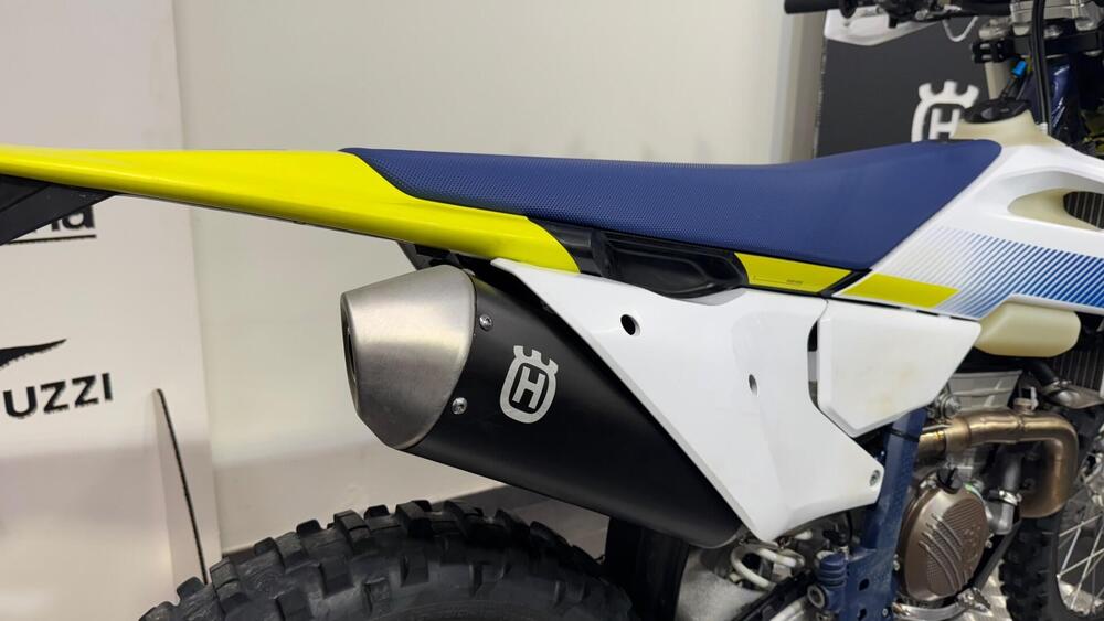 Husqvarna FE 250 (2024) (4)