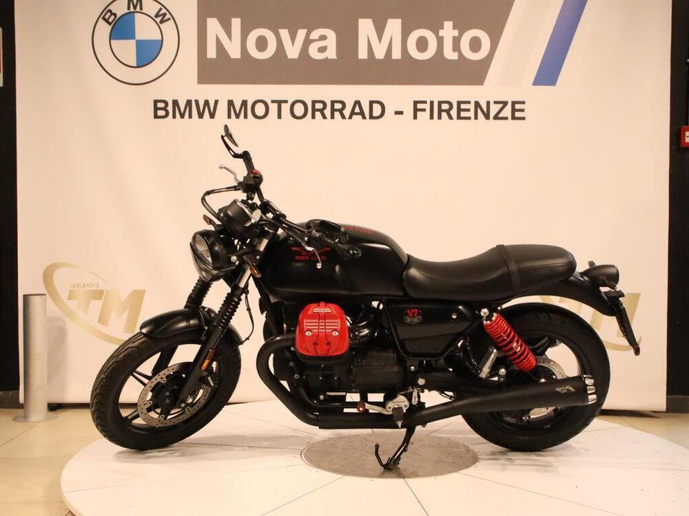 Moto Guzzi V7 850 Stone Special Abs (2021)