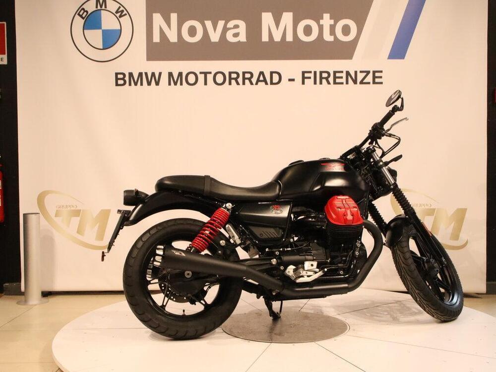 Moto Guzzi V7 850 Stone Special Abs (2021) (4)