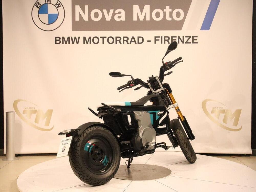 Bmw CE 02 (2024 - 25) (4)