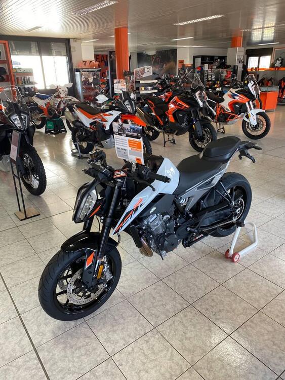 KTM 790 Duke L (2023 - 24) (2)