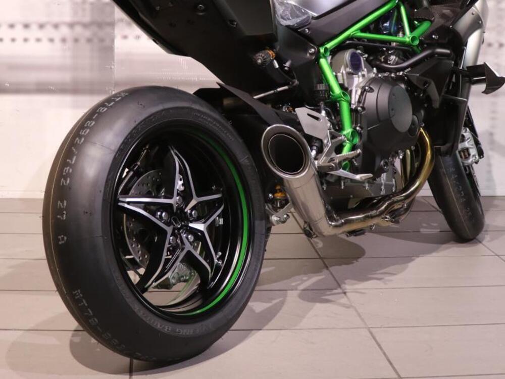 Kawasaki Ninja H2R (2022 - 24) (5)