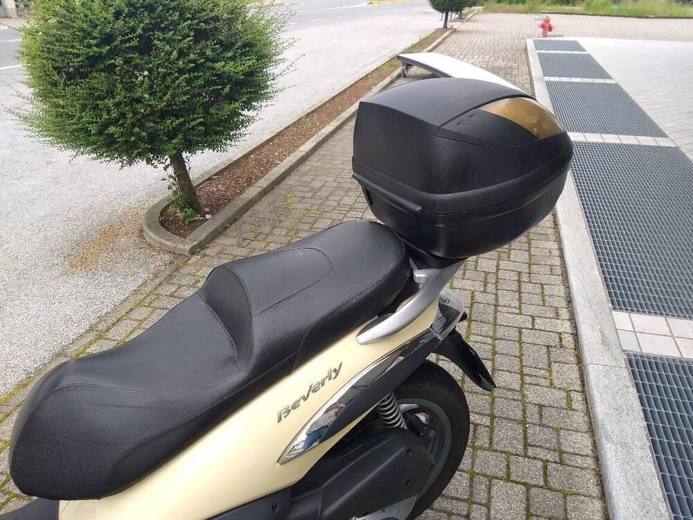 Piaggio Beverly Tourer 250 (4)