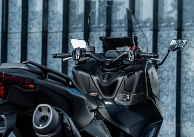 Yamaha T-Max 560 T-Max 560 (2025 - 26) (11)