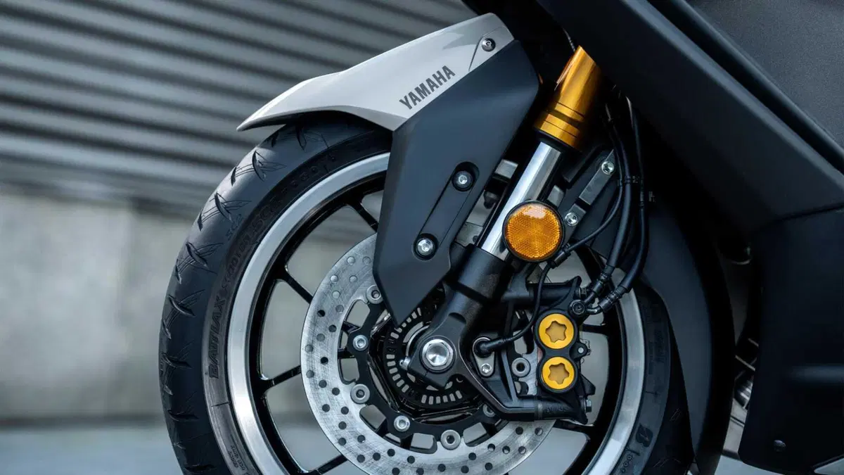 Yamaha T-Max 560 T-Max 560 Tech Max (2025 - 26) (11)
