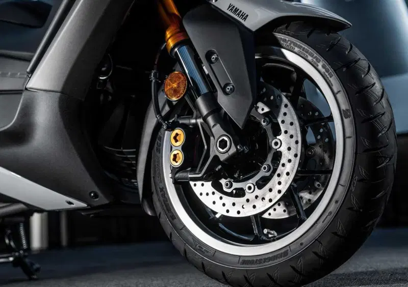 Yamaha T-Max 560 T-Max 560 Tech Max (2025 - 26) (13)