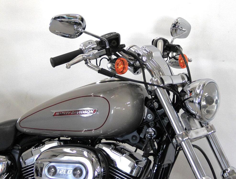 Harley-Davidson 1200 Custom (2007 - 13) - XL 1200C (4)