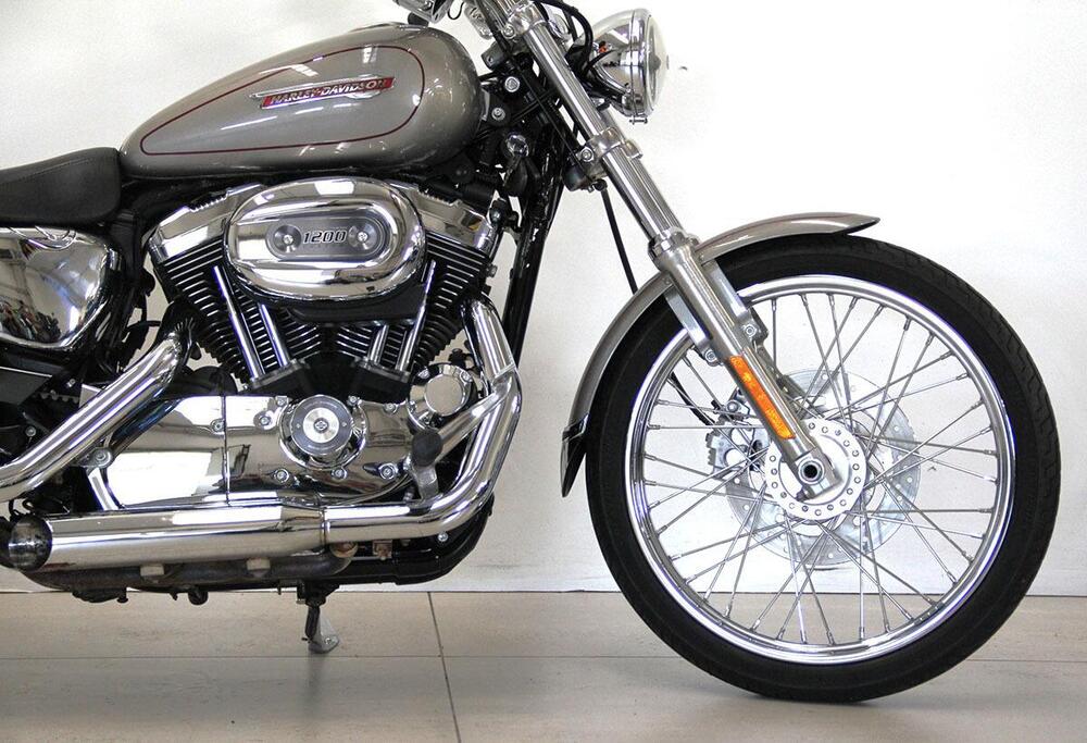 Harley-Davidson 1200 Custom (2007 - 13) - XL 1200C (2)