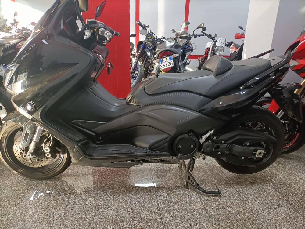 Yamaha T-Max 530 (2015 - 16) (3)