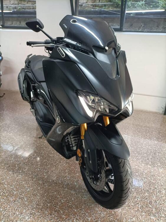 Yamaha T-Max 560 Tech Max (2020) (2)