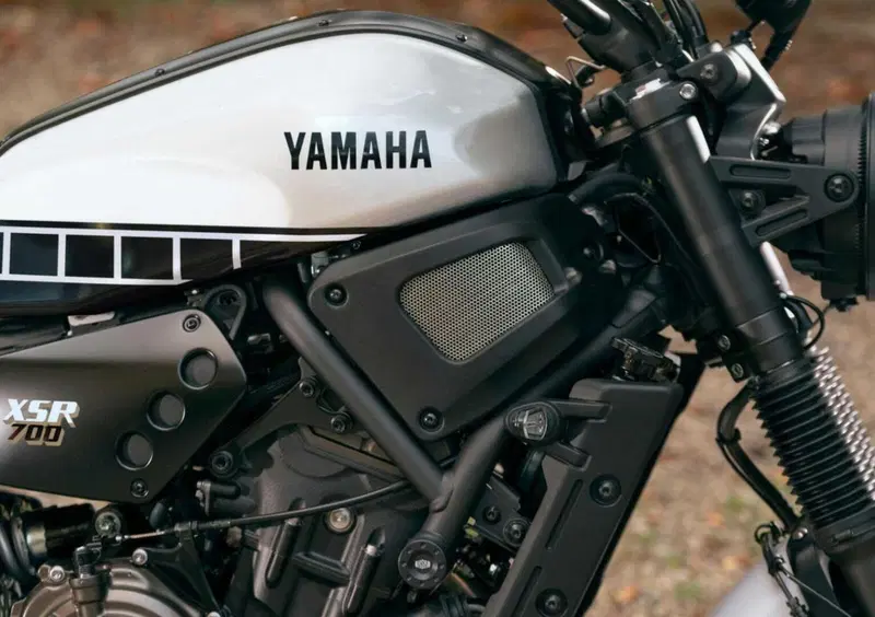 Yamaha XSR 700 XSR 700 Legacy (2023 - 26) (9)