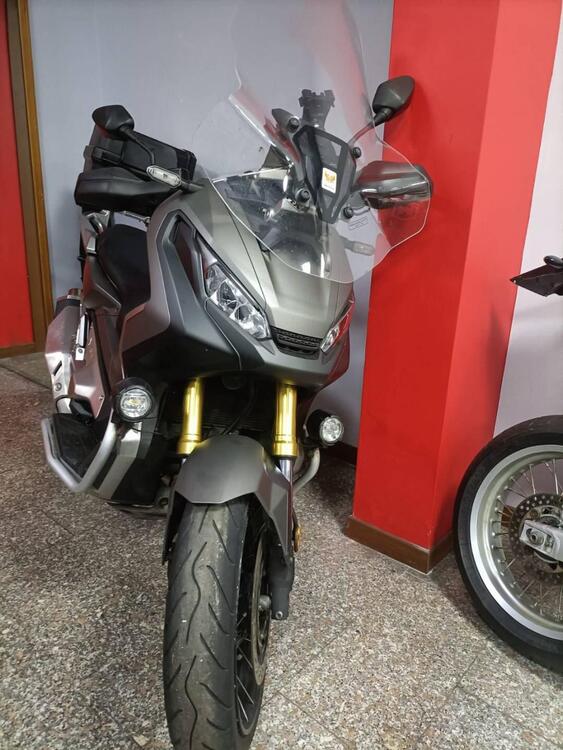 Honda X-ADV 750 Travel Edition (2017)