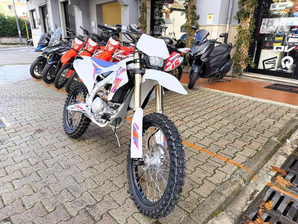 Yamaha YZ 450 F (2025) (2)