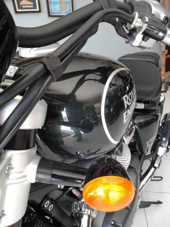 Royal Enfield Super Meteor 650 (2023 - 24) (5)