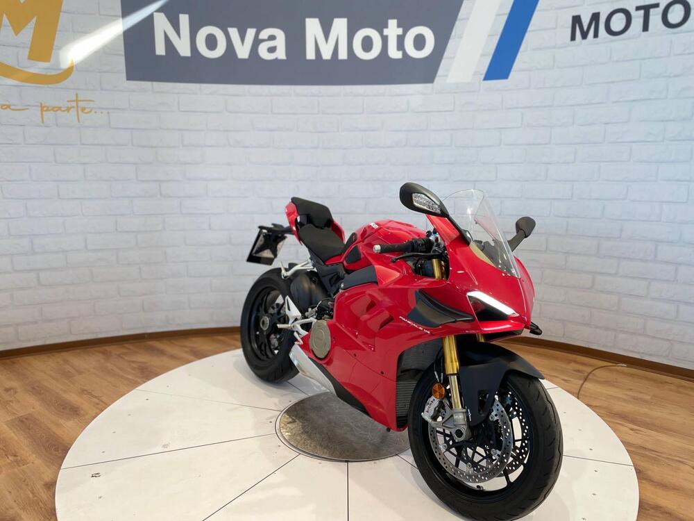 Ducati Panigale V4 S 1100 (2020) (4)