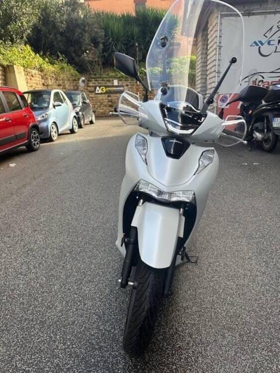 Honda SH 125i Sport (2022 - 24) (2)