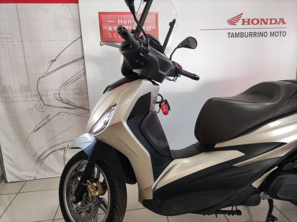 Piaggio Beverly 400 ABS-ASR (2021 - 24) (3)