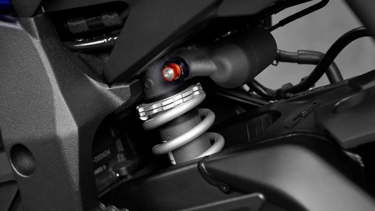 Yamaha YZF R1 YZF R1 (2020 - 25) (12)