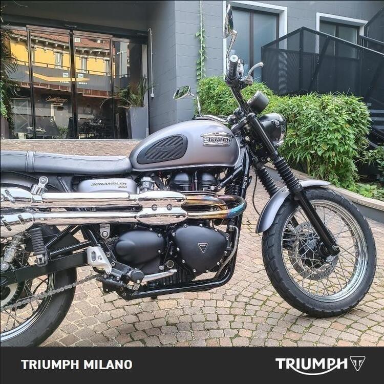 Triumph Scrambler (2006 - 17) (3)