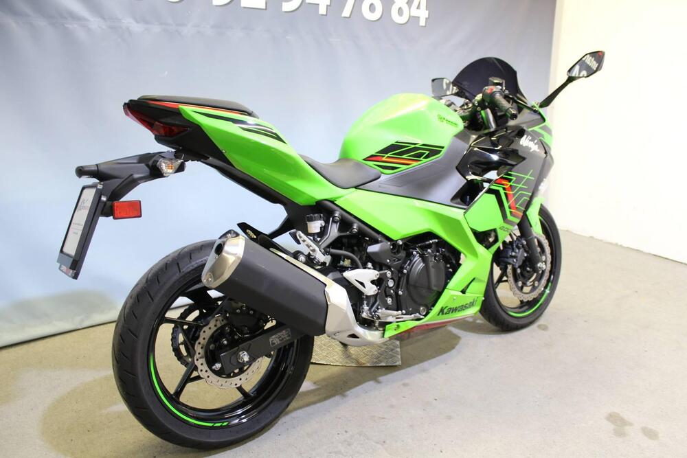 Kawasaki Ninja 400 (2023) (2)