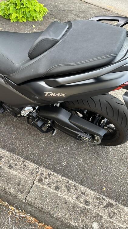 Yamaha T-Max 560 (2022 - 24) (5)