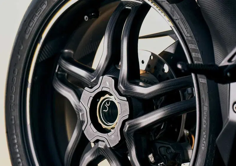 MV Agusta F3 800 F3 800 Competizione (2025 - 26) (11)