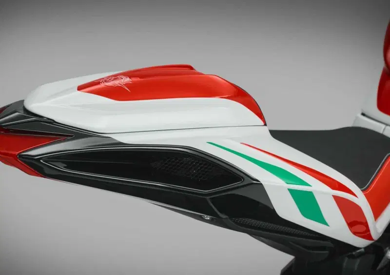 MV Agusta F3 800 F3 800 RC (2022 - 25) (3)