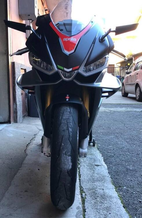 Aprilia RSV4 1100 (2021 - 24) (2)