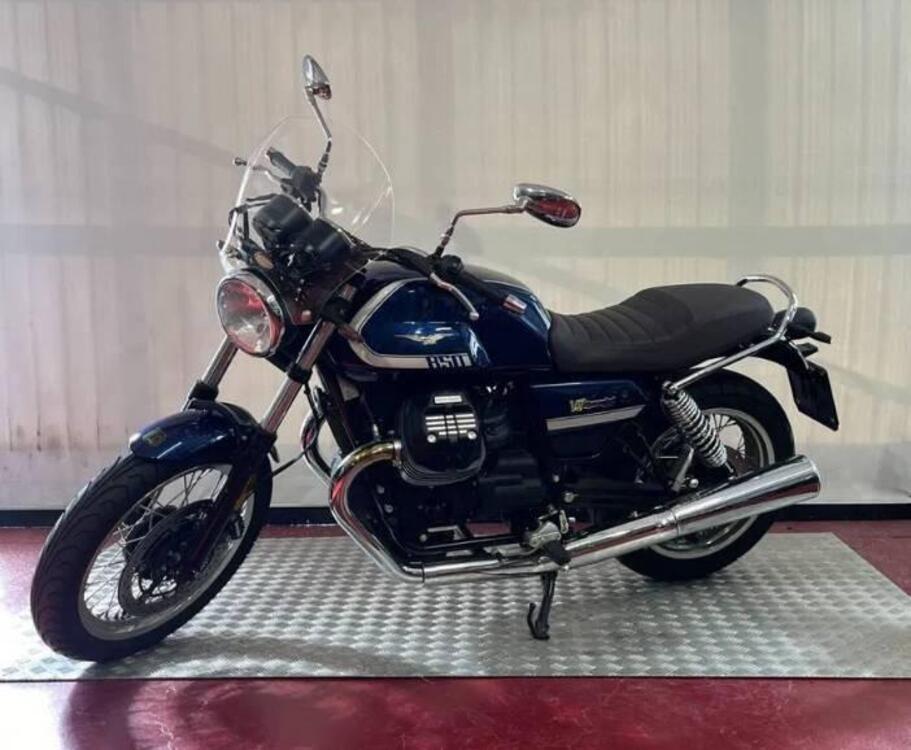 Moto Guzzi V7 Special (2021 - 24) (2)