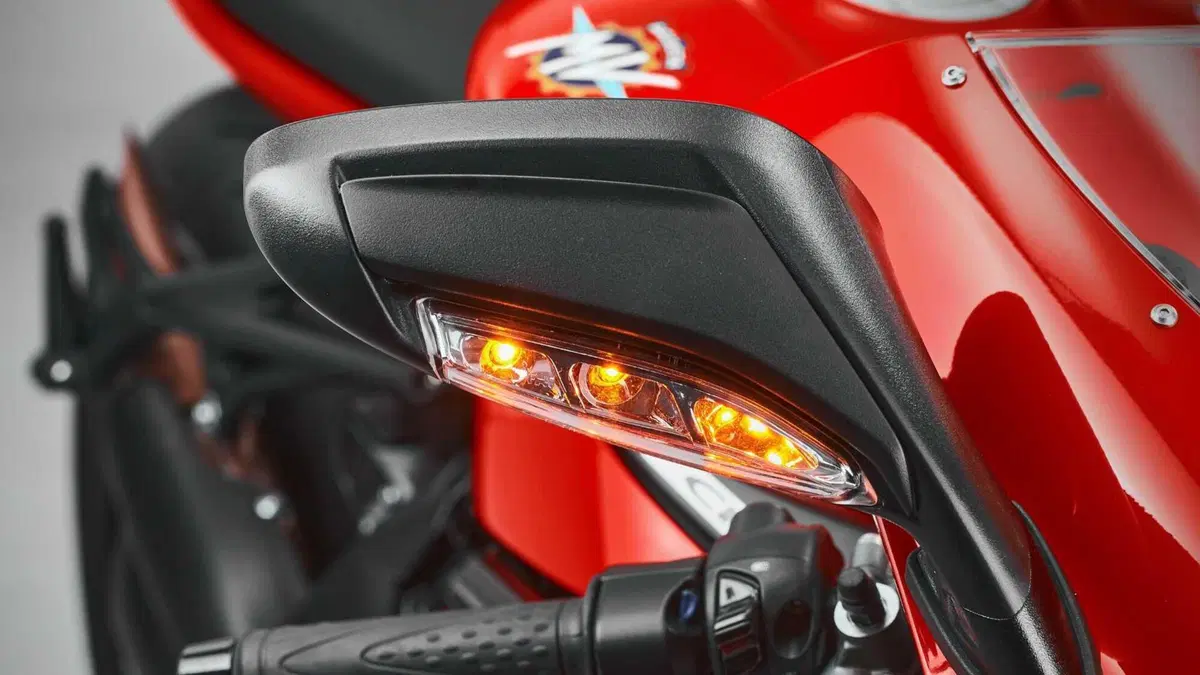 MV Agusta F3 800 F3 800 R (2023 - 25) (15)