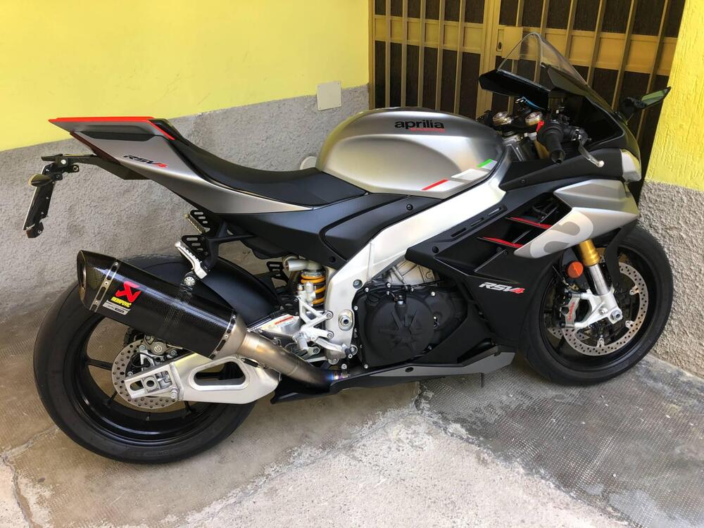 Aprilia RSV4 1100 (2021 - 24) (5)