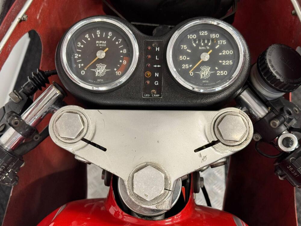 MV Agusta 750 AMERICA (4)