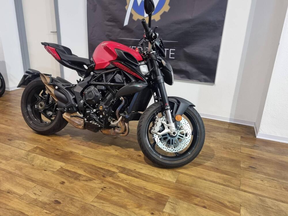 MV Agusta Brutale 800 Rosso (2021 - 23) (2)