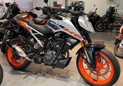 KTM 125 Duke (2021 - 23) usata