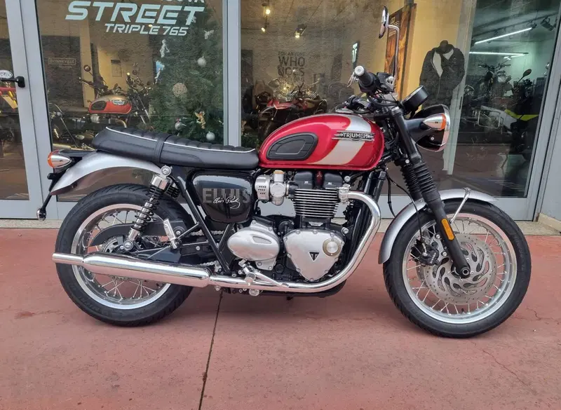 Triumph Bonneville T120 Elvis (2024 - 26) (3)