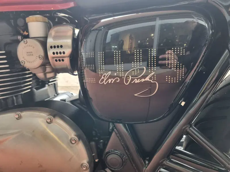 Triumph Bonneville T120 Elvis (2024 - 26) (9)