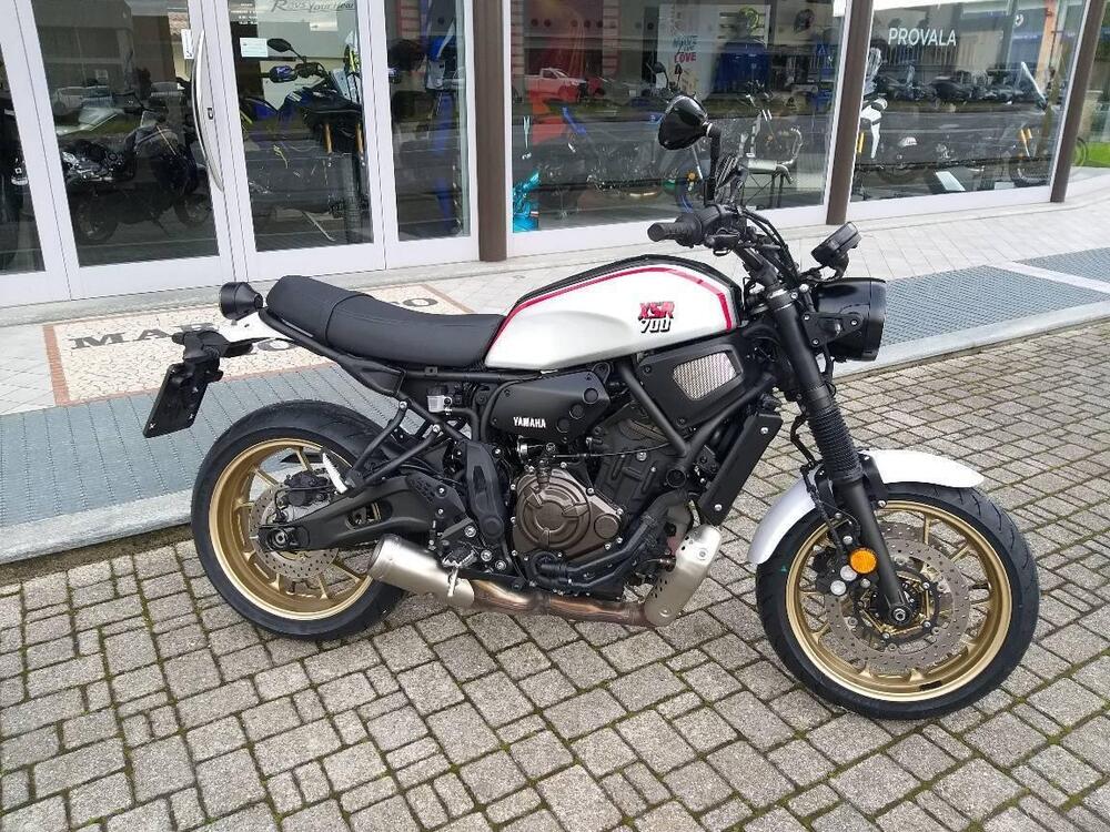 Yamaha XSR 700 XTribute (2021)