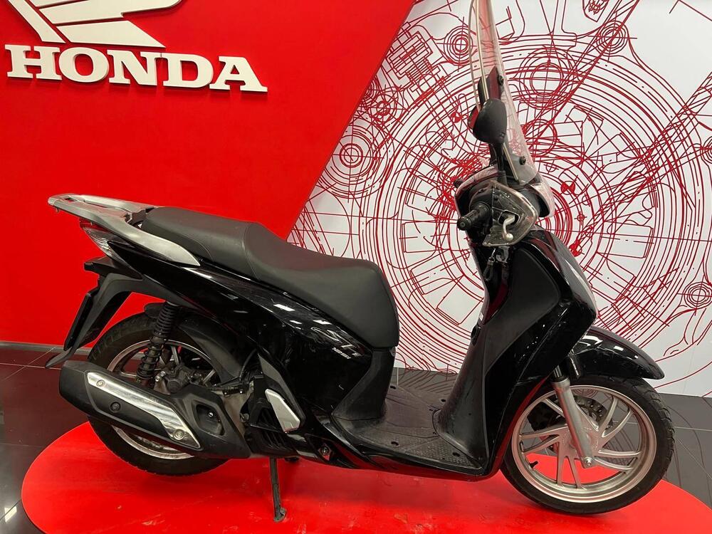 Honda SH 125 i ABS (2013 - 17)