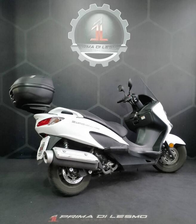 Suzuki Burgman UH 200 (2017 - 20) (5)