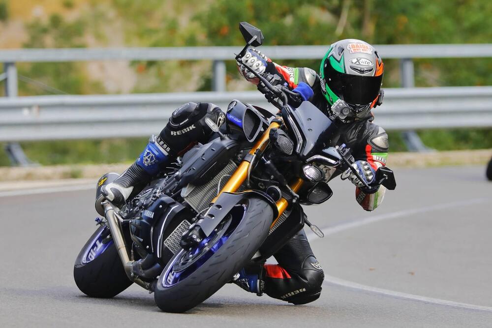 Yamaha MT-10 SP (2022 - 25) (5)