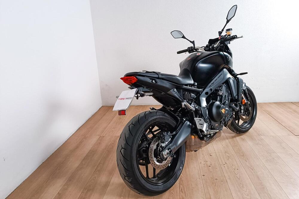 Yamaha MT-09 (2021 - 23) (3)