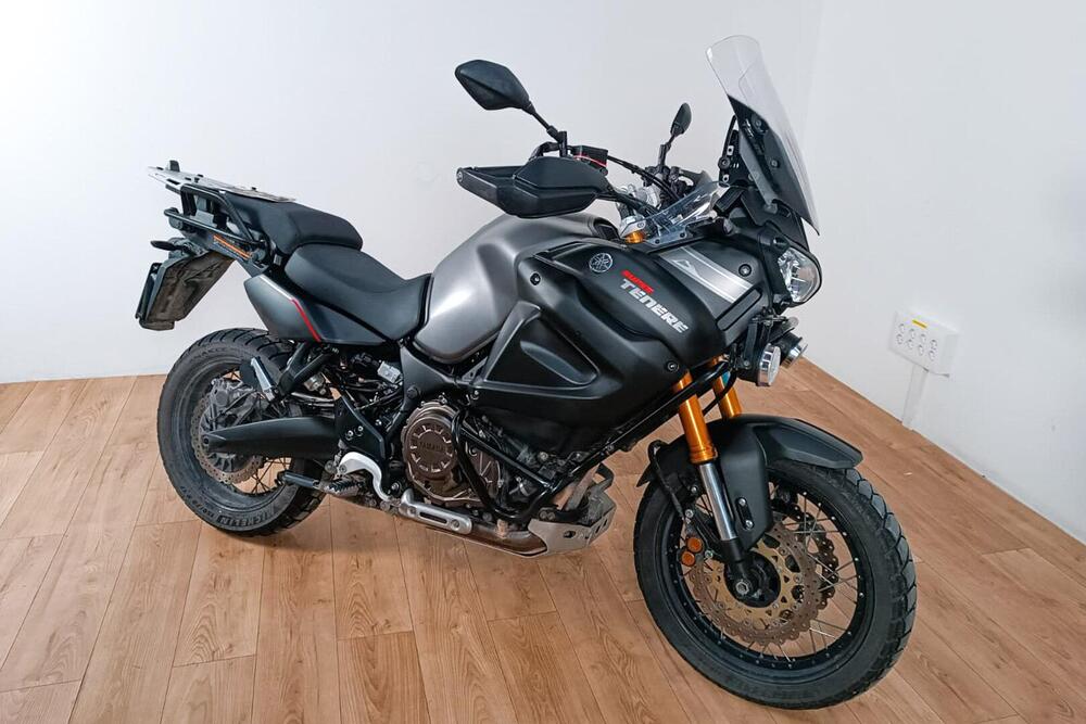 Yamaha XT1200Z Super Ténéré First Edition (2010 - 11) (2)