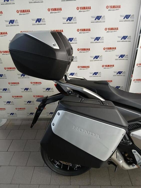 Honda X-ADV 750 DCT Travel (2021 - 24) (4)