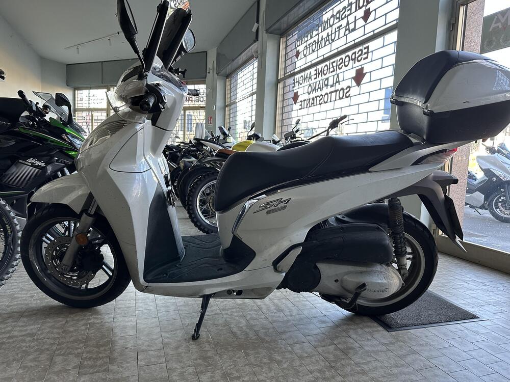 Honda SH 300 i ABS (2016 - 20)