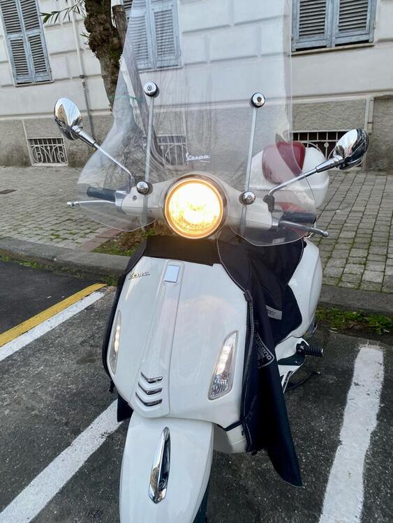 Vespa Primavera 150 3V ie (2014 - 16) (2)