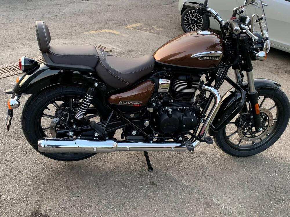 Royal Enfield Meteor 350 Supernova (2021 - 24)