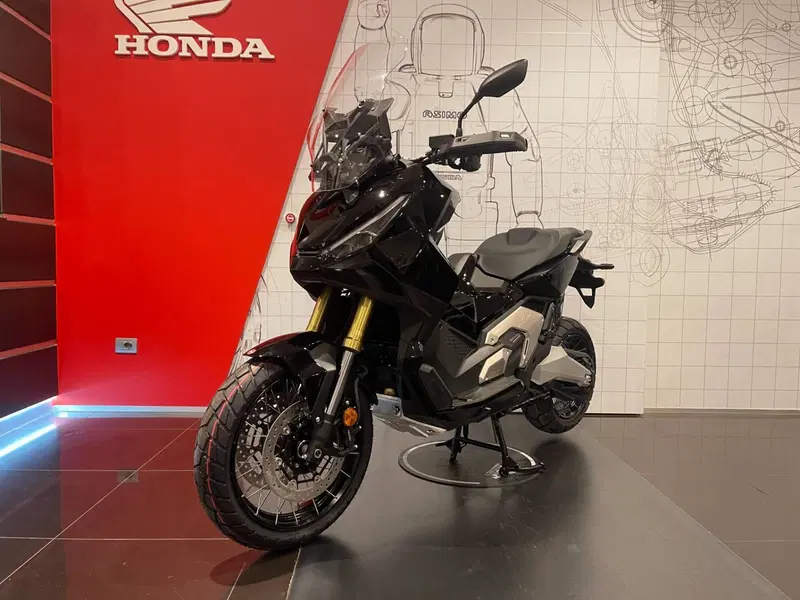 Honda X-ADV 750 (2025 - 26) (5)