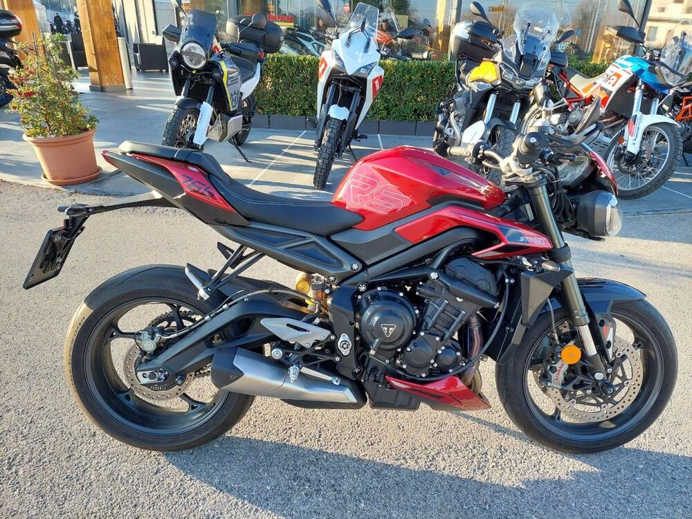 Triumph Street Triple 765 RS (2023 - 24) (2)